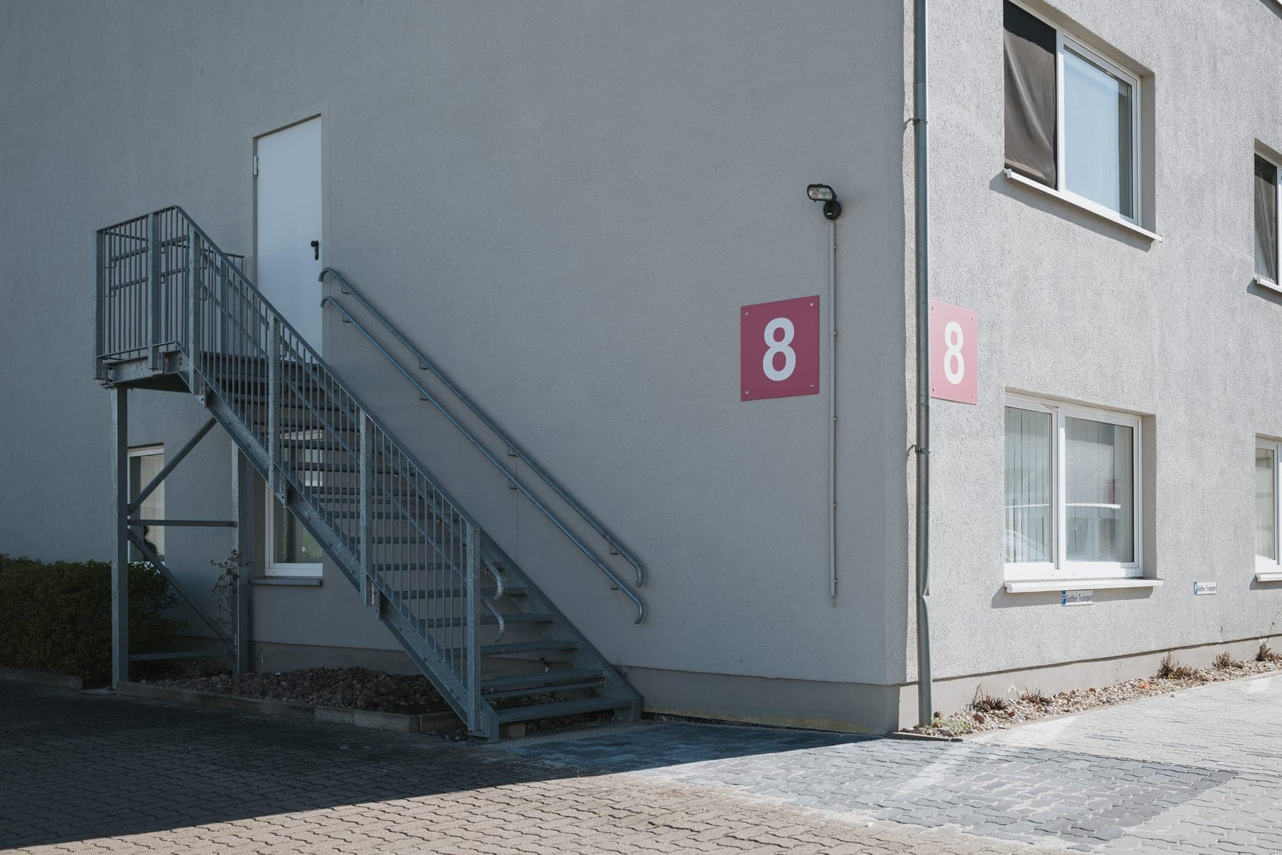 Gebäude 8 — Außenansicht, Aufnahme 041