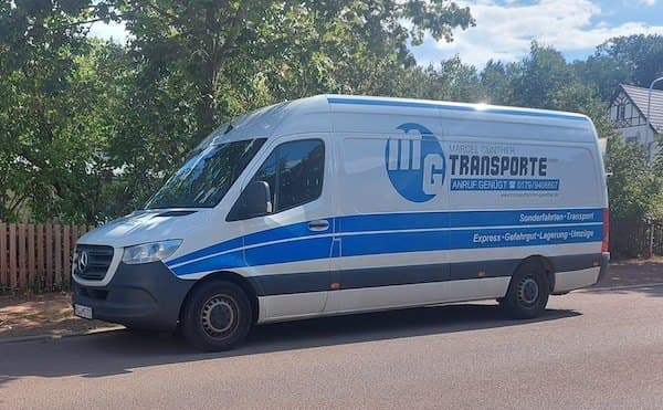 Günther Transporte — Mercedes Sprinter mit Firmenbeschriftung für Sonderfahrten und Umzüge